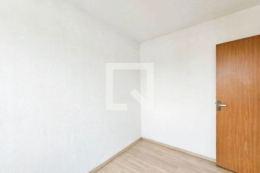 2-bedroom apartment in a building with a pool — photo 33