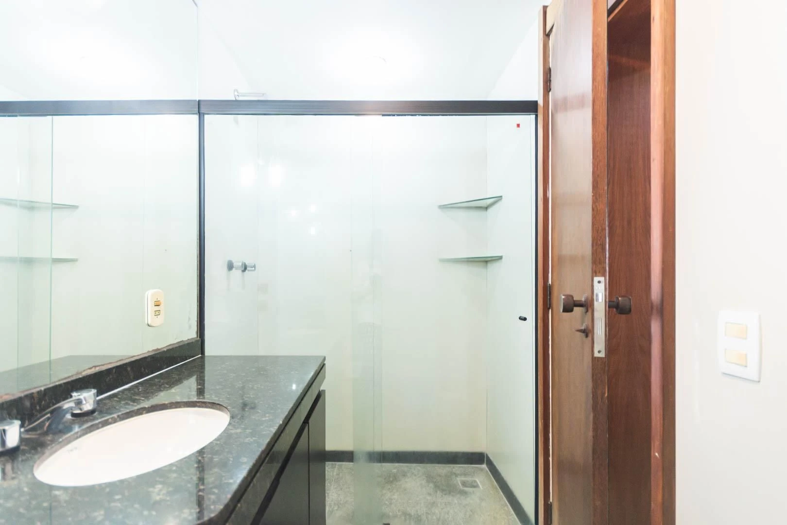 Apartamento mobiliado com 4 quartos e 2 vagas — photo 64