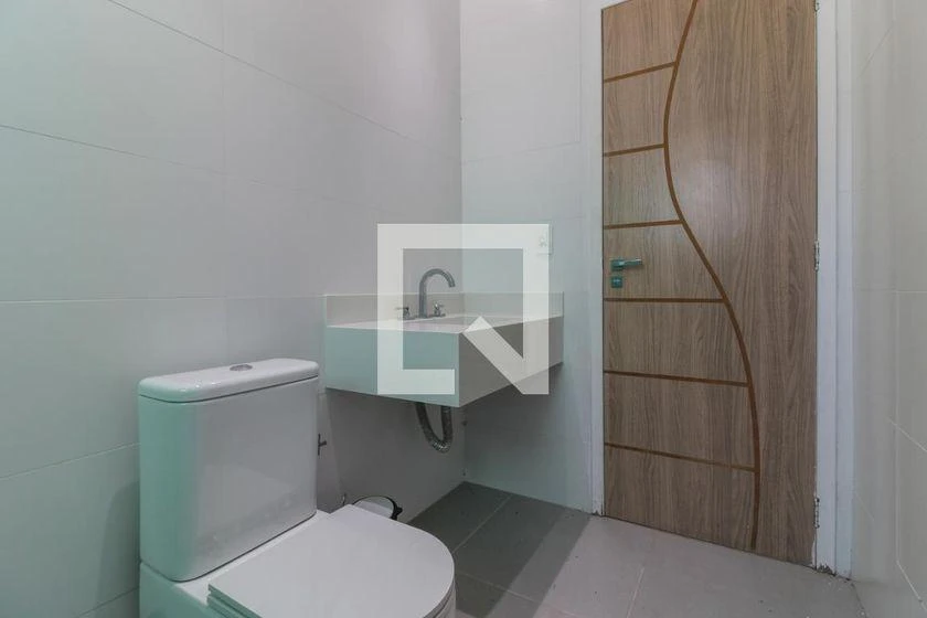 Condominium house with 5 bedrooms and 4 bathrooms — photo 50