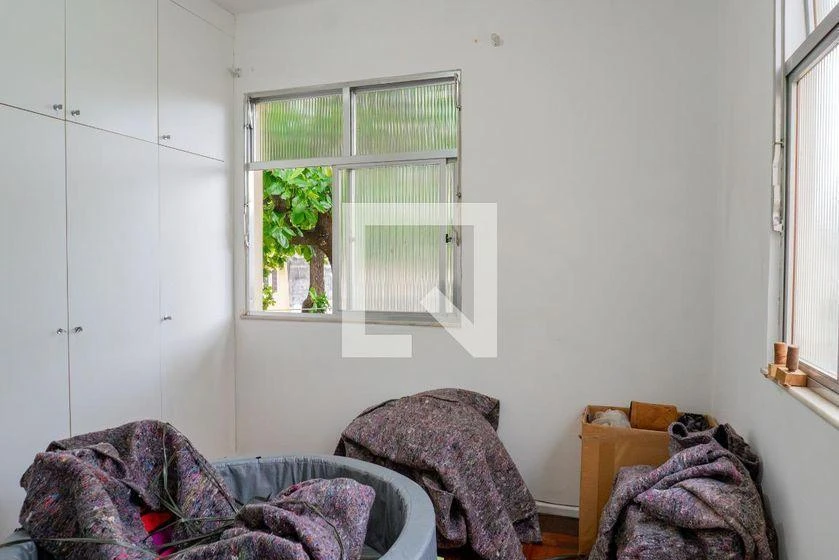 Apartment, 102 m², with wood or laminate floors — photo 3