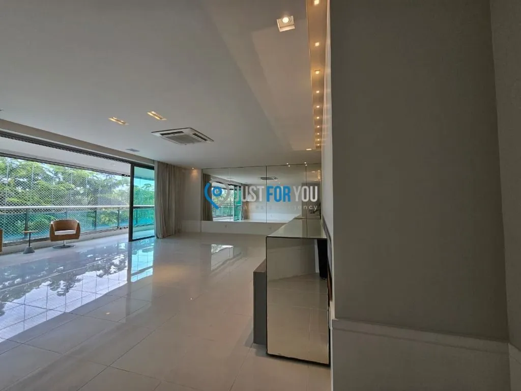 Apartamento mobiliado de 4 quartos em condomínio com piscina — photo 22