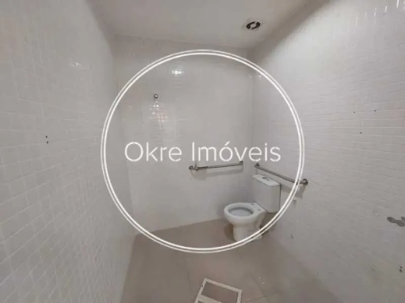 Квартира без меблів з 1 спальнею та 5 ванними — photo 22
