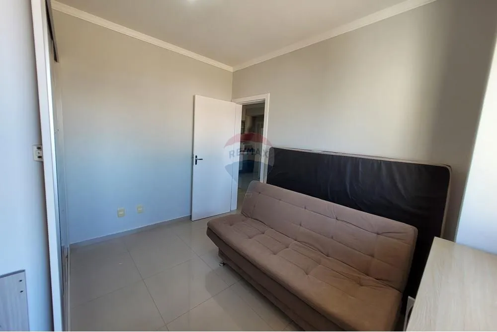 Apartamento con 3 dormitorios, escritorio y 2 plazas — photo 16