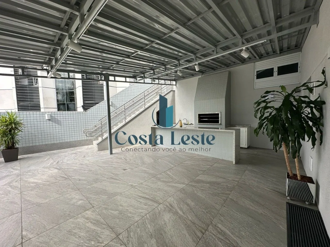 Apartment, 130 m², with a glass-enclosed balcony — photo 4