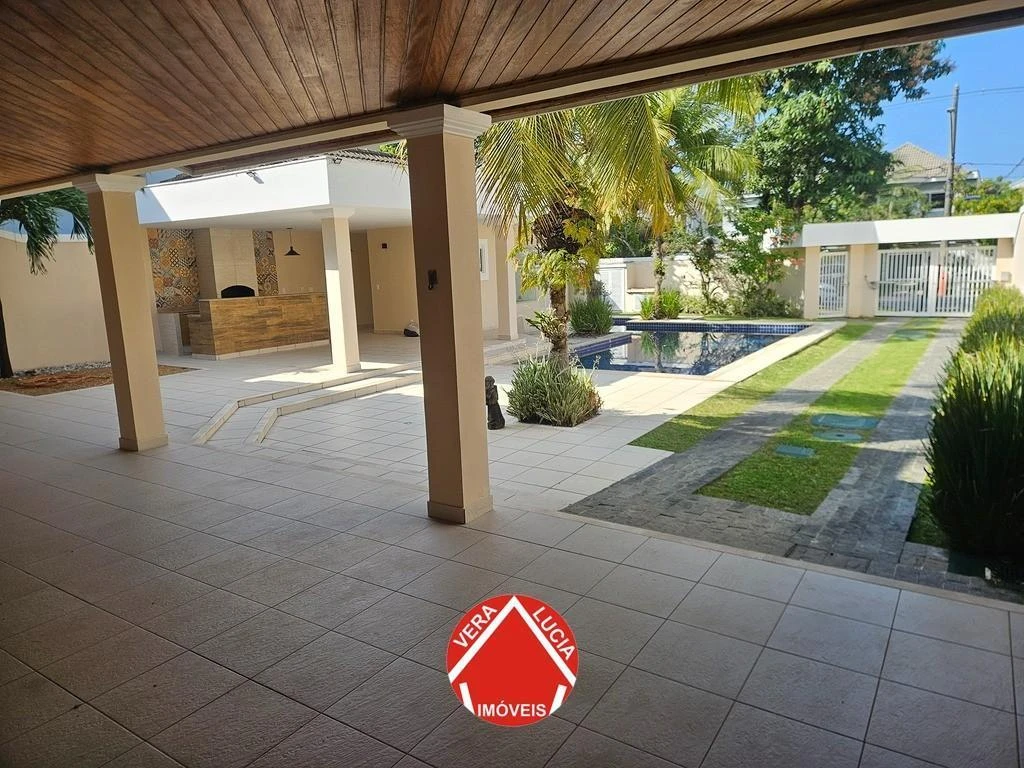 Casa, 600 m², com closet — photo 7