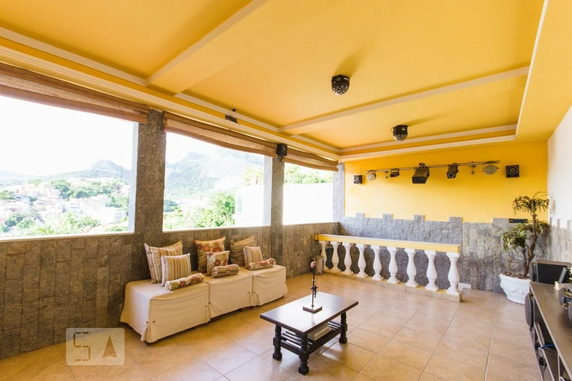 Furnished house with 4 bedrooms and 2 en-suites — photo 50