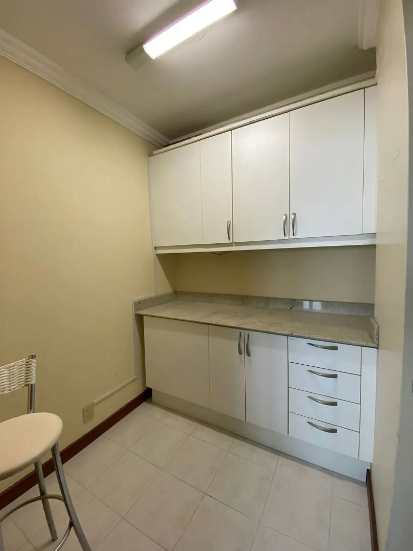 Apartamento mobiliado de 3 dormitórios com 207 m² no 6º andar — photo 31