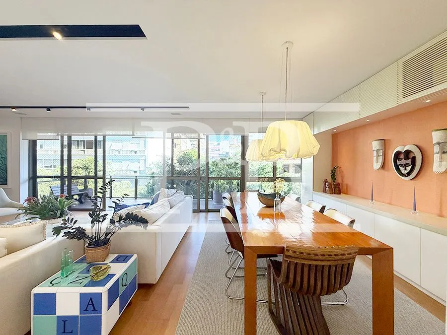 Apartamento de 3 dormitórios com 240 m² e 3 vagas — photo 9