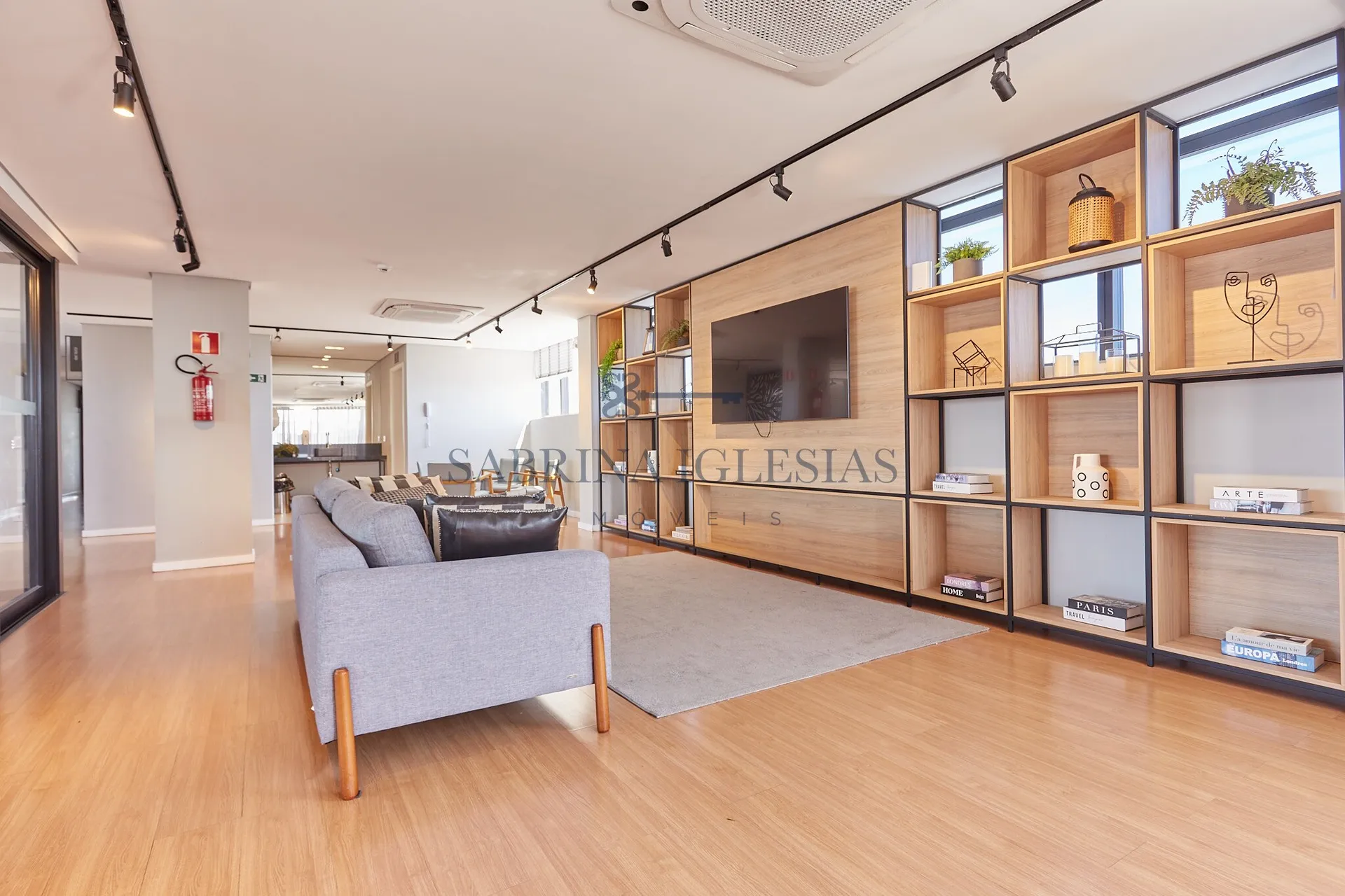 Меблированная квартира 51 м² с кухней открытого плана — photo 22