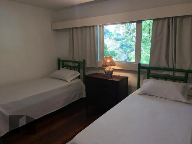 Casa com 4 quartos e varanda, estilo rústico — photo 35