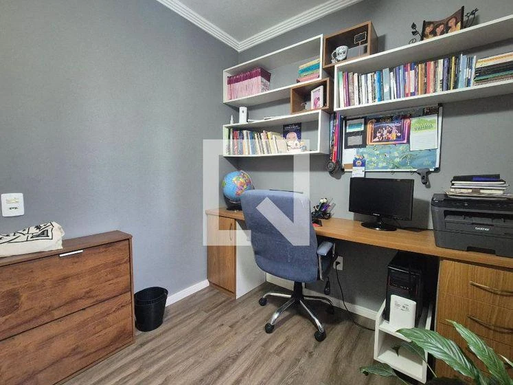 2-bedroom apartment with a home office — photo 11