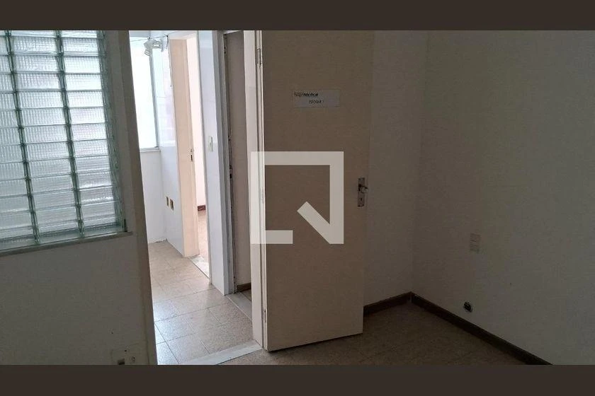 6-bedroom house with 342 m² and 4 parking spaces — photo 38
