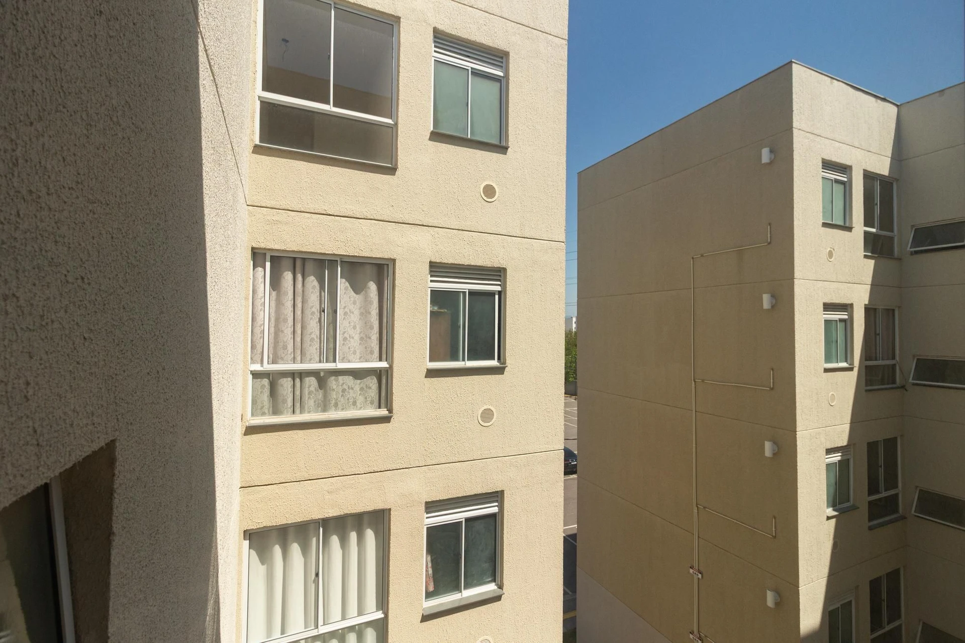Apartamento de 2 quartos em condomínio com piscina — photo 31