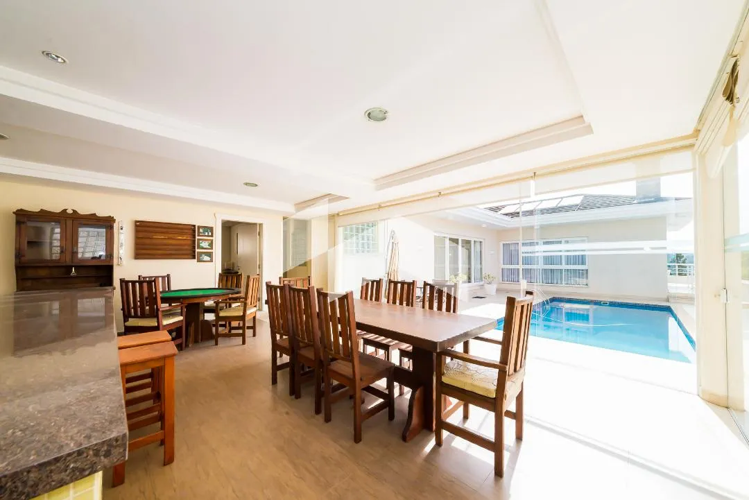 431 m² house with 4 en-suite bedrooms and 6 parking — photo 14