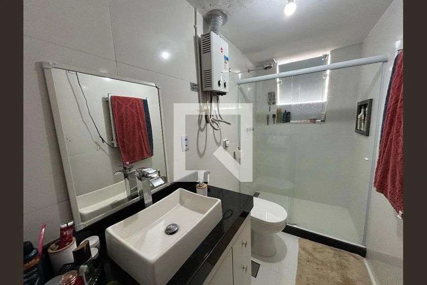 Apartamento mobiliado com roupeiros e 2 quartos — photo 10