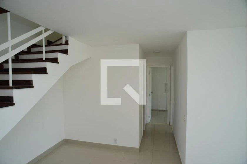 3-bedroom apartment in a building with a gym — photo 46