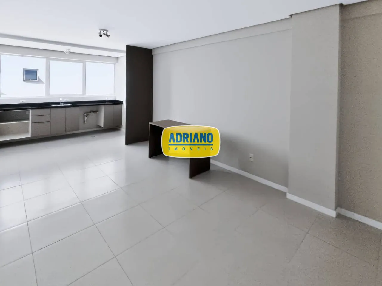 1-bedroom apartment with open-plan kitchen — photo 3