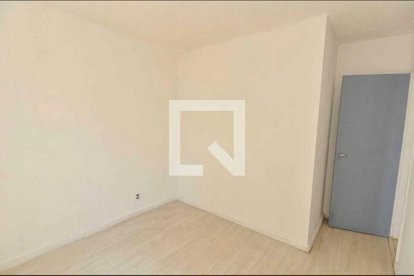 Apartamento de 2 quartos em condomínio com piscina — photo 27