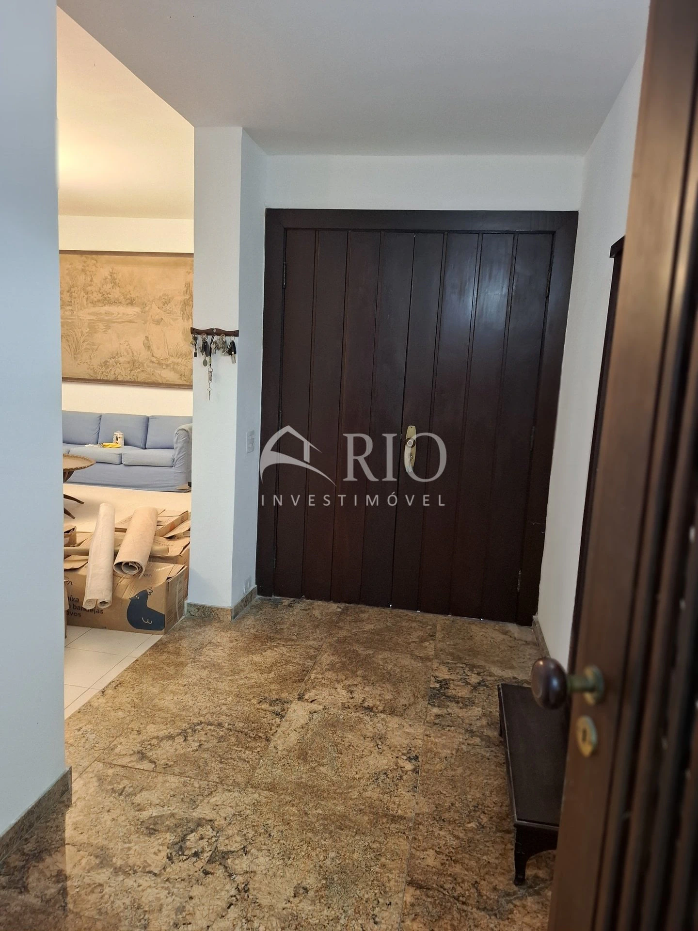 Furnished house with 4 bedrooms and 945 m², 4 parking — photo 9
