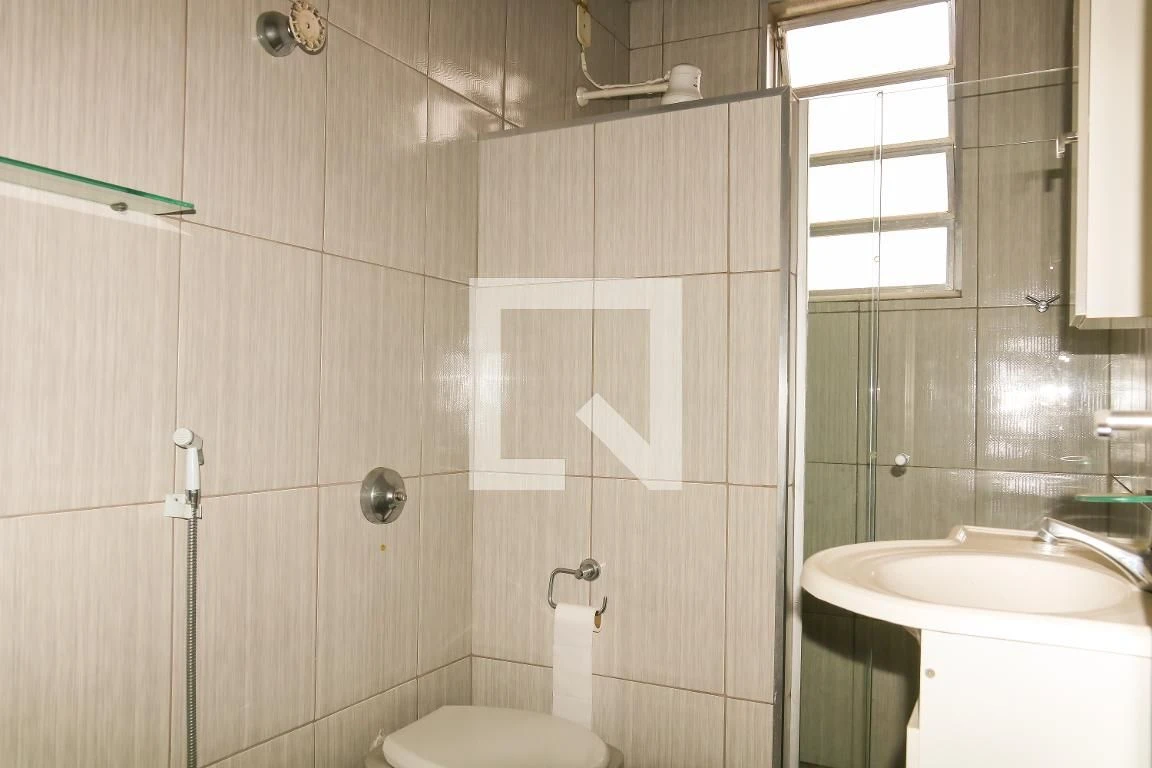 Apartamento de 2 habitaciones con 1 baño y 1 plaza — photo 13