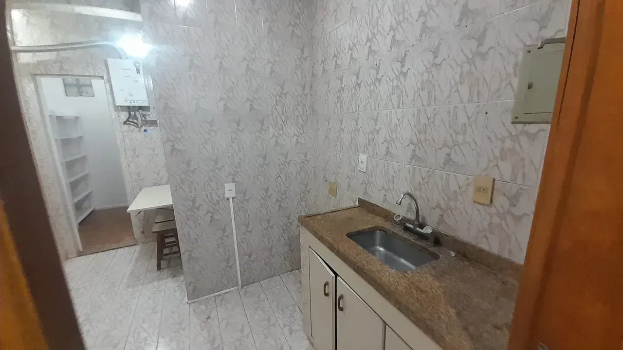 Apartamento com 2 quartos e box no banheiro — photo 19