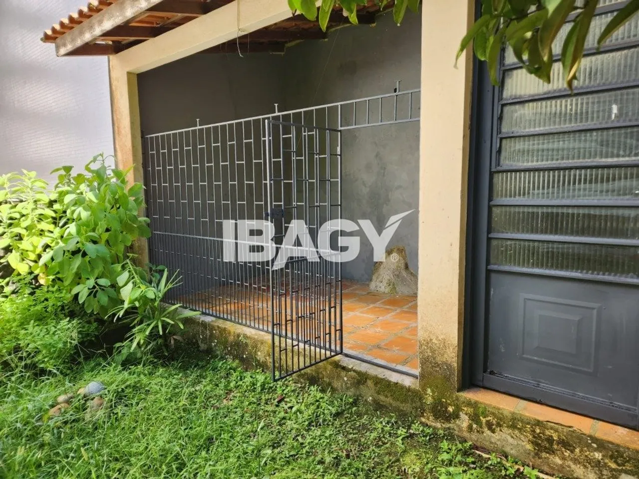 Casa sin muebles con 5 dormitorios y 5 baños — photo 18