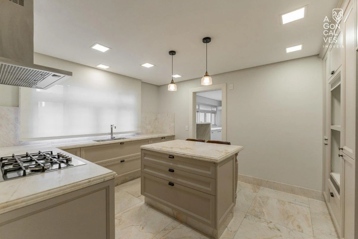 Робоче місце та 5 спалень: квартира 442 м² — photo 2