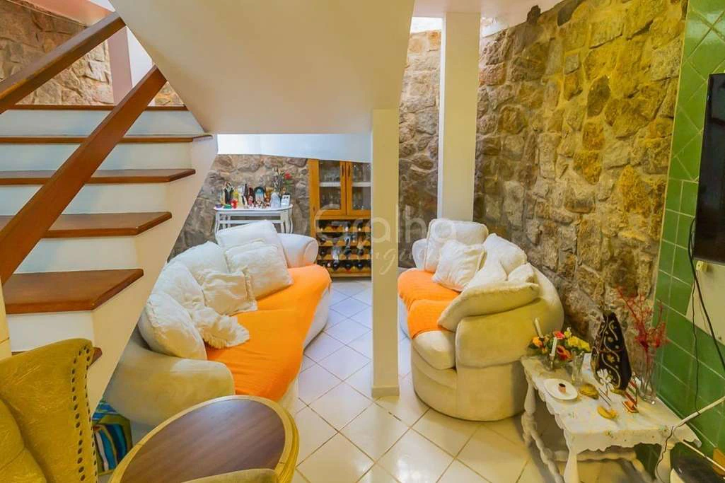 House with 5 bedrooms and private garden — photo 5
