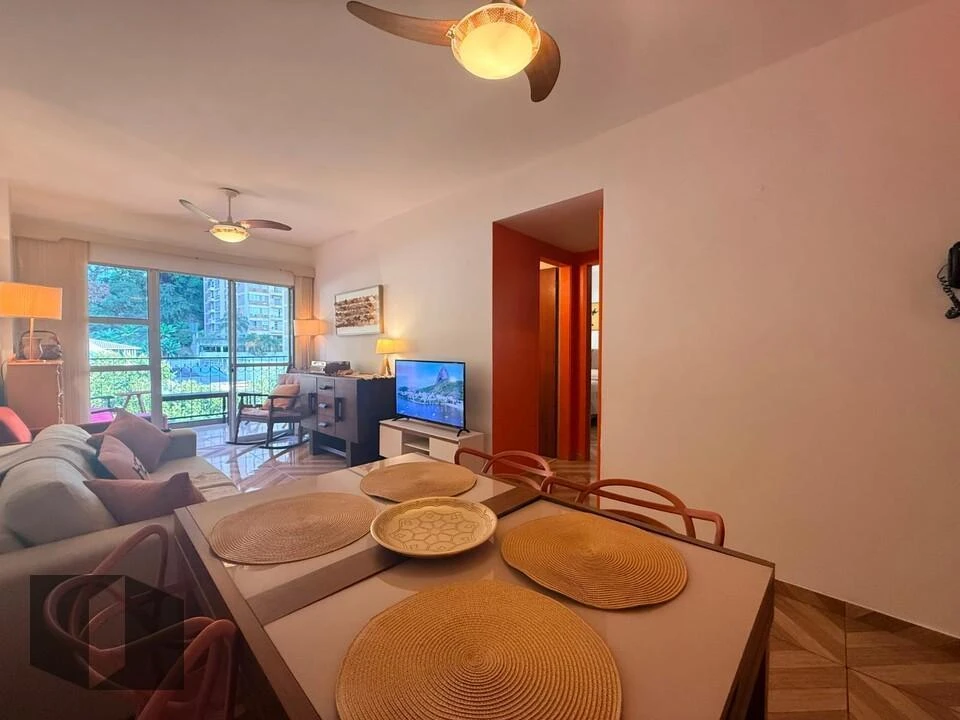 Mountain view in a 2-bedroom apartment, 62 m² — photo 8
