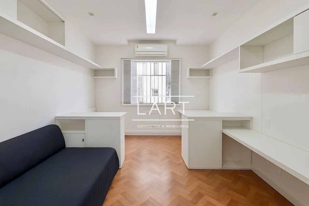Furnished 4-bedroom apartment with 5 bathrooms — photo 10