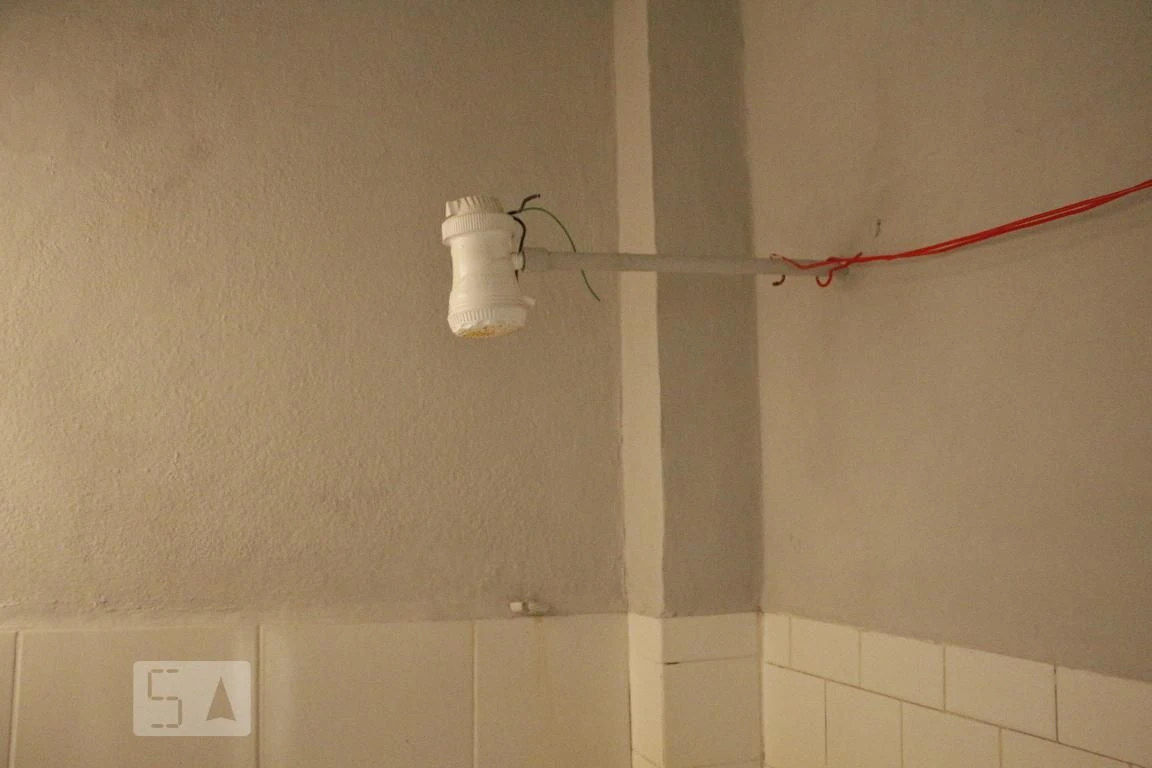 Unfurnished apartment with 2 bedrooms and a private BBQ — photo 11