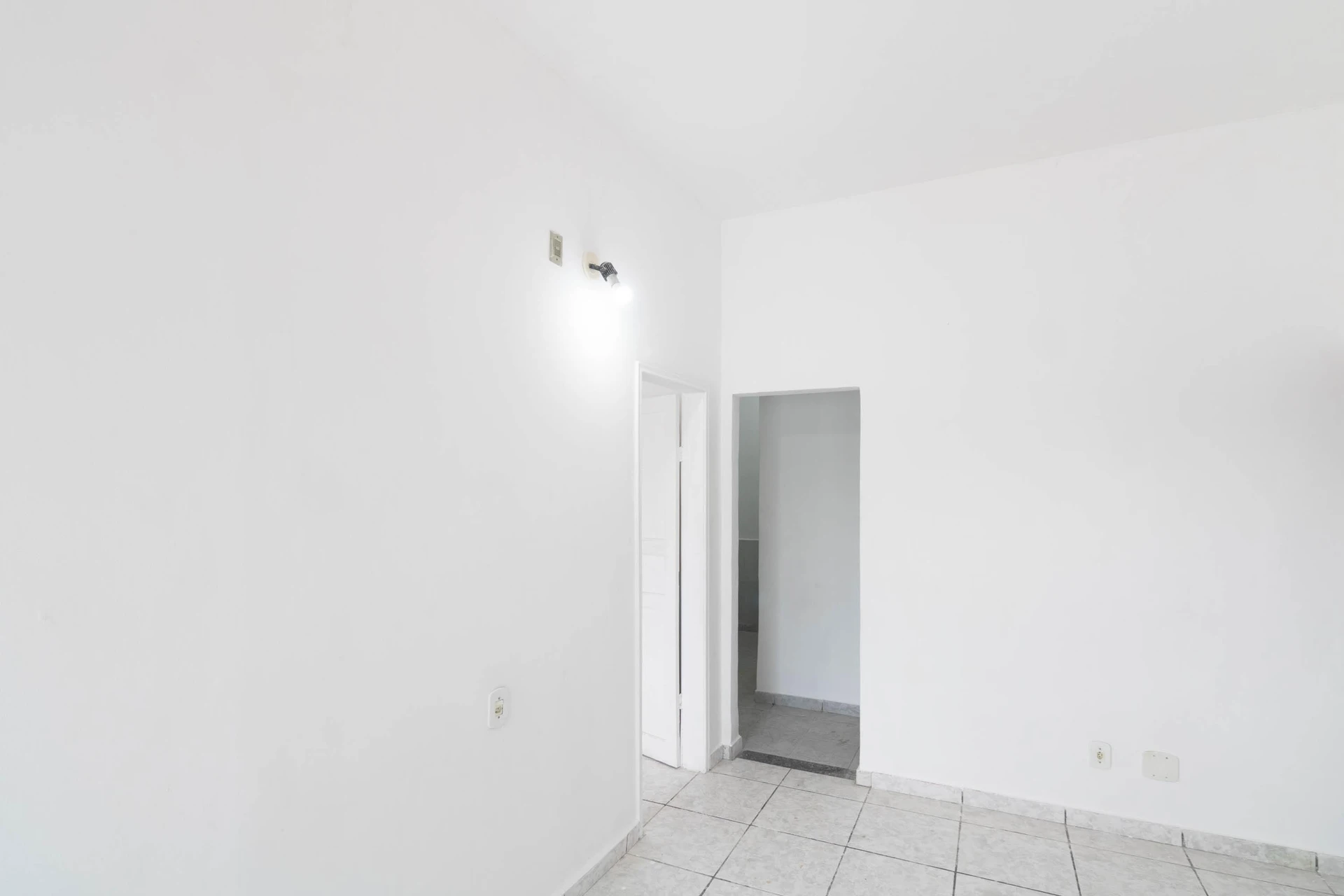 House with 3 bedrooms and a shared outdoor pool — photo 24