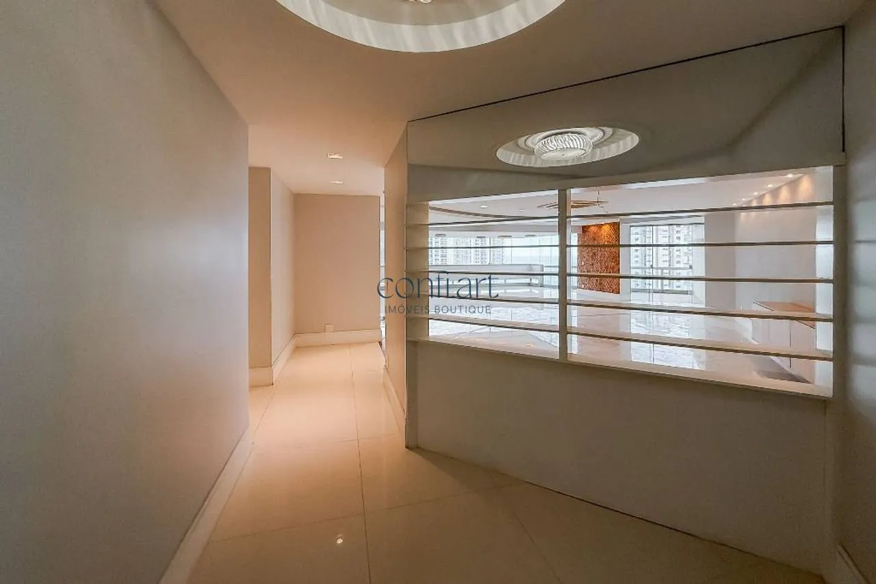 Apartamento, 300 m², com jacuzzi — photo 20