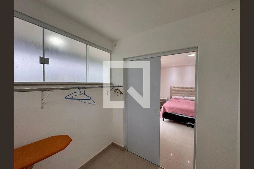 Casa em condomínio com 6 quartos e 6 banheiros — photo 13