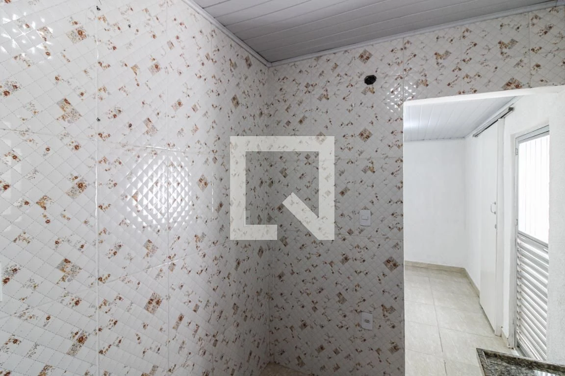 Unfurnished house with 1 bedroom and 1 bathroom — photo 14