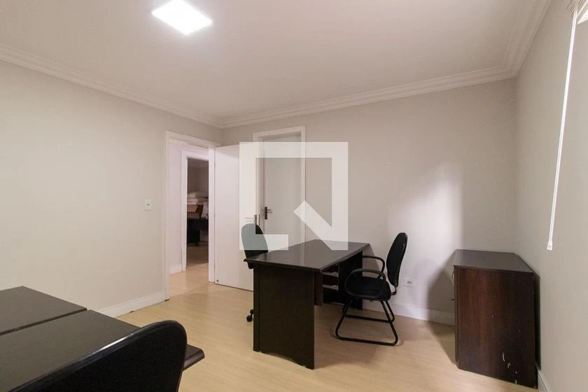 Unfurnished house with 5 bedrooms and private garden — photo 6