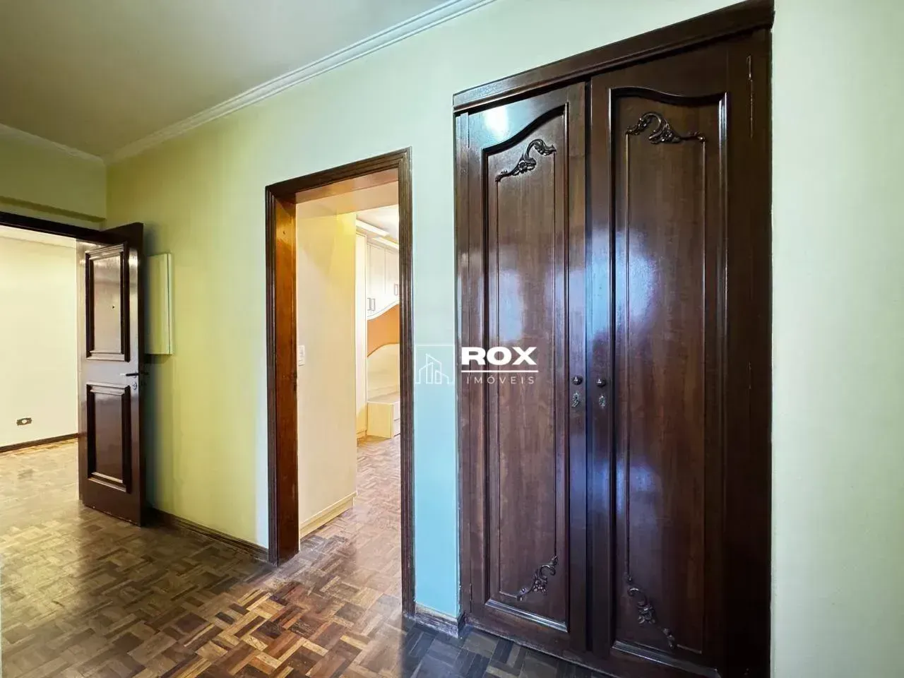 250 m² apartment with 3 bedrooms and a gas stove — photo 27