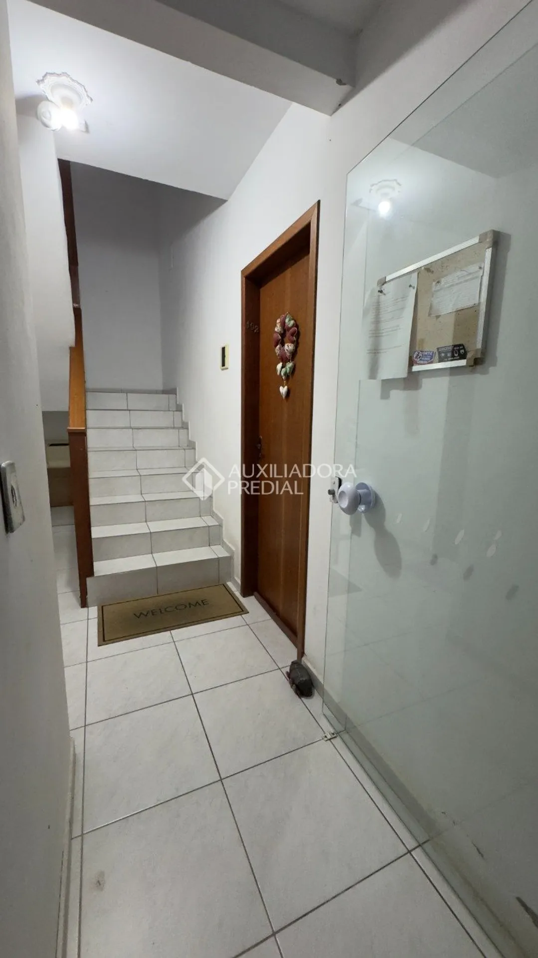 Apartamento de 2 dormitorios con cocina abierta y 82 m² en el 1er piso — photo 36