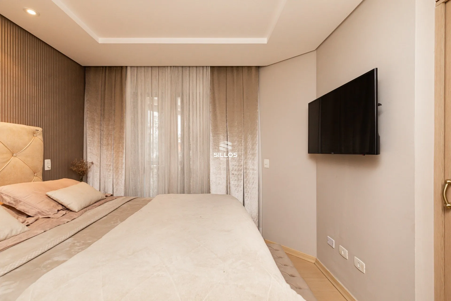Apartamento para alugar com 262 m², 3 dormitórios e sacada — photo 22