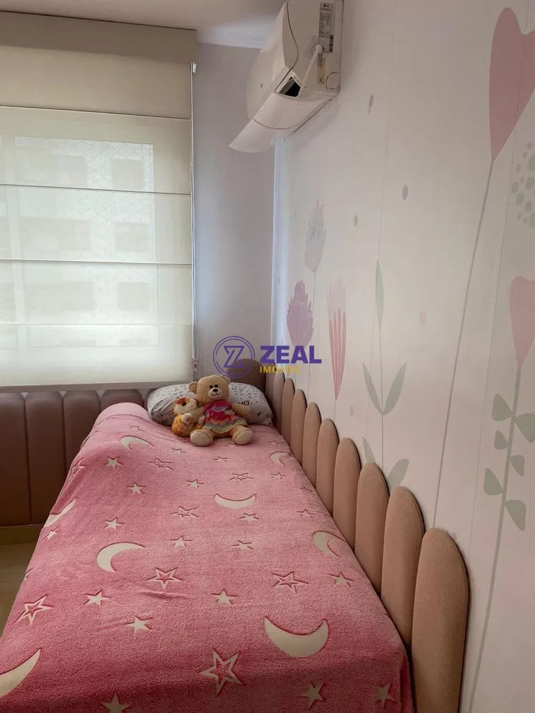 3-bedroom apartment in a building with a gym — photo 3