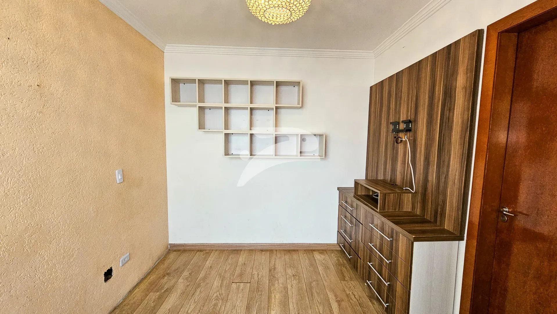 Квартира на першому поверсі з 2 спальнями та закритою кухнею — photo 10