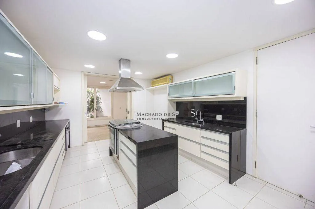 Casa para alugar com 4 dormitórios e 4 banheiros — photo 41