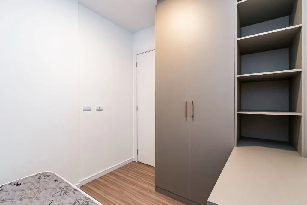Мебльована квартира 60 м² з 2 спальнями та сюїтом — photo 13