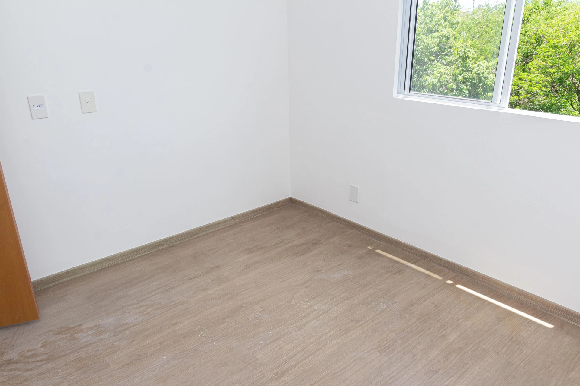 Rental apartment with 2 bedrooms and a balcony — photo 44