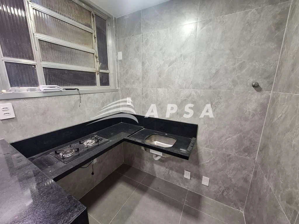 37 m² apartment with an open-plan kitchen and 1 bedroom — photo 4