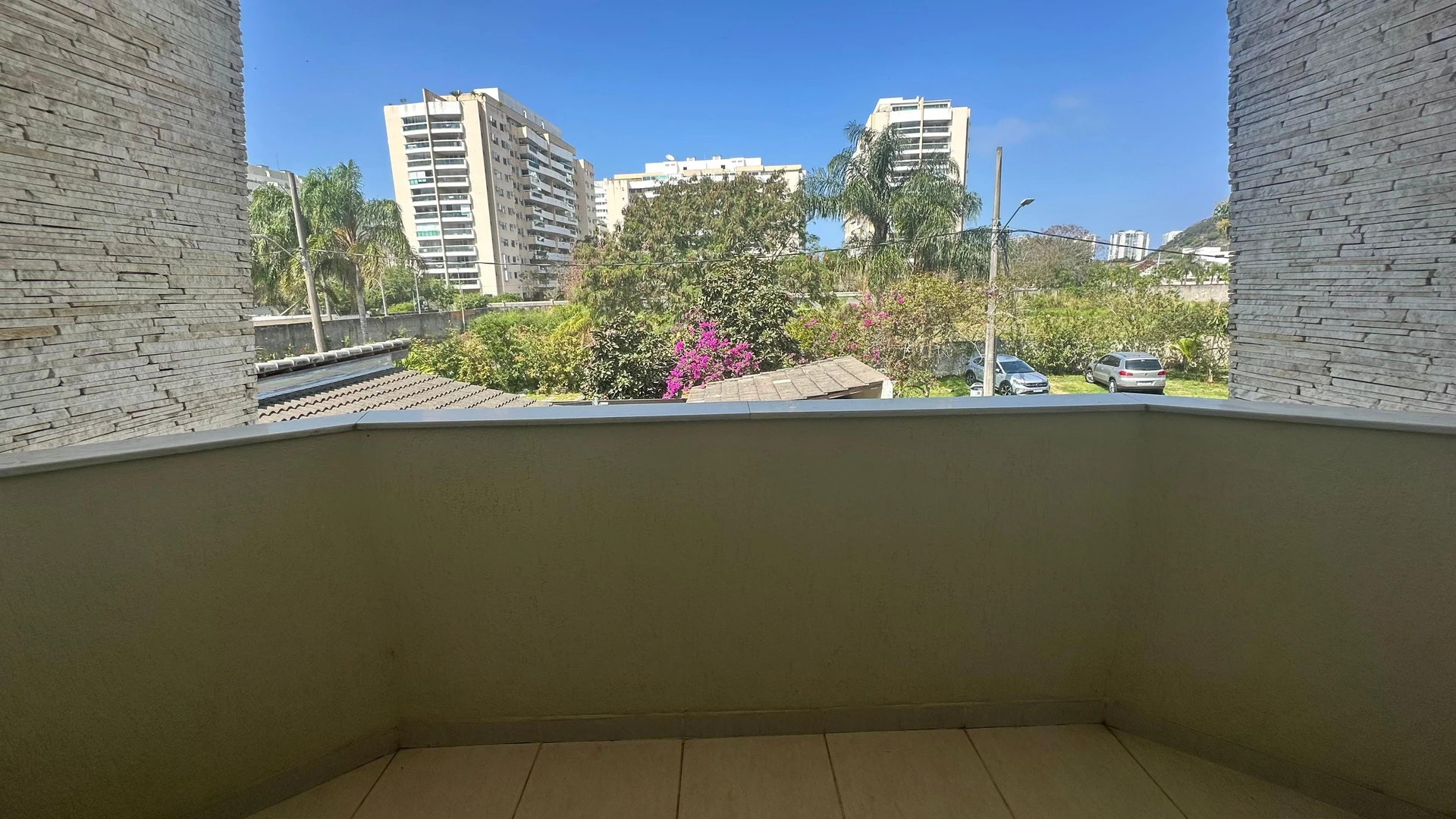 Casa mobiliada em condomínio com 5 quartos e quintal — photo 10