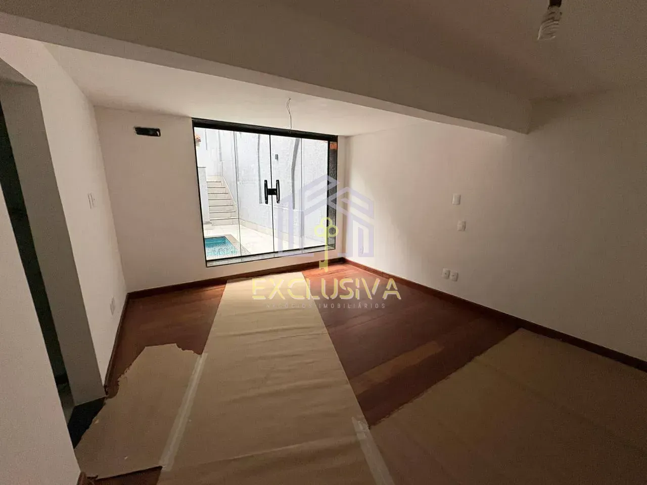 Triplex house with 5 bedrooms and 5 bathrooms — photo 10