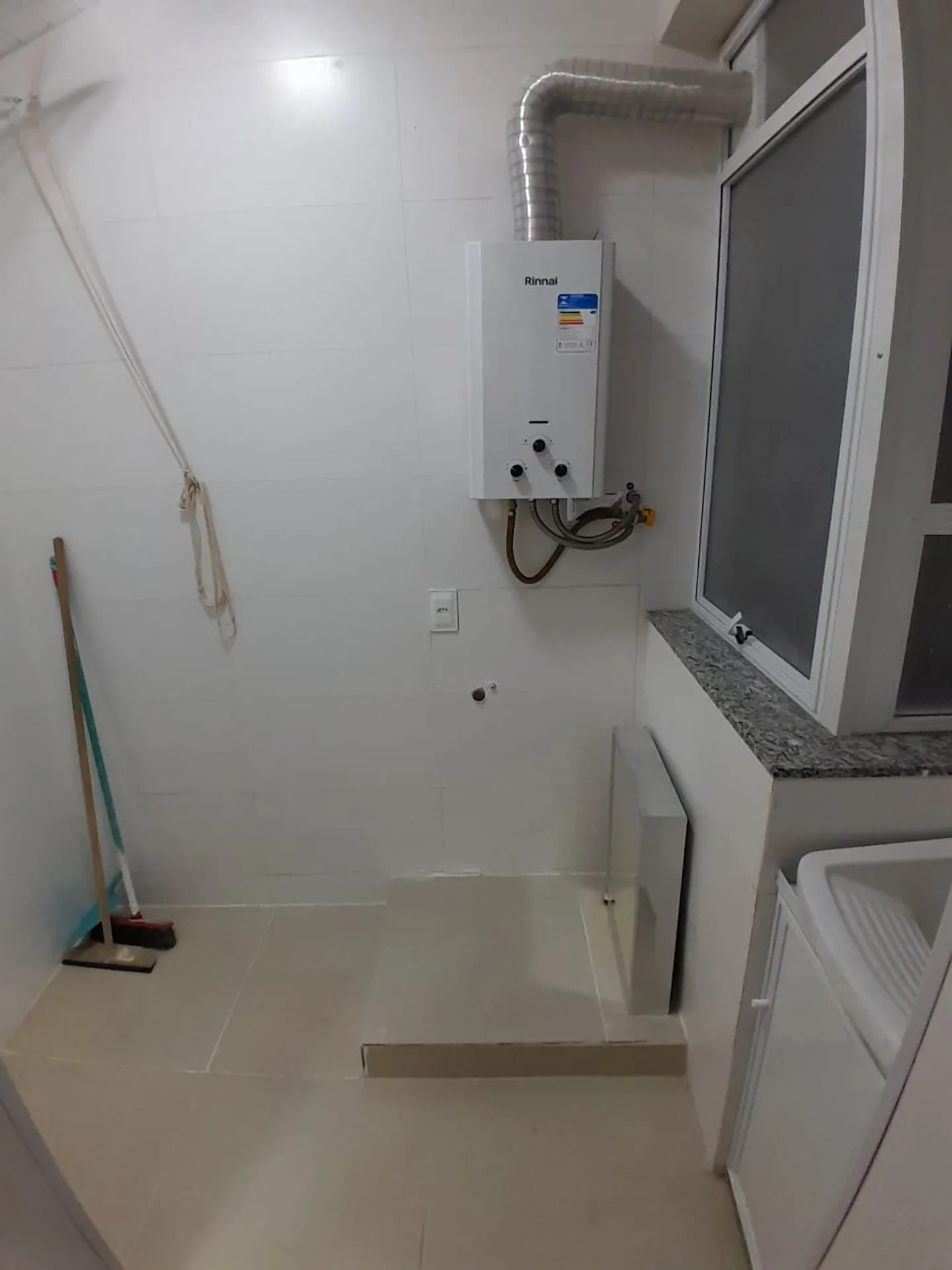 Departamento de 3 dormitorios con piso de madera o laminado — photo 12
