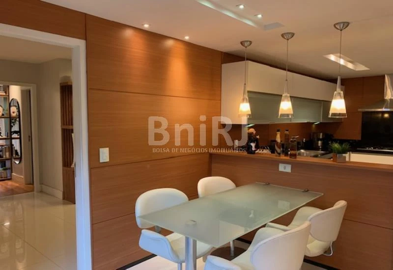 Apartamento mobiliado de 260 m² com 4 dormitórios e churrasqueira — photo 12