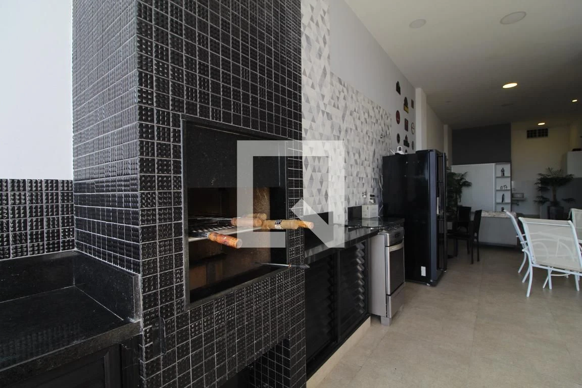 Furnished house with 4 en-suite bedrooms and private garden — photo 35